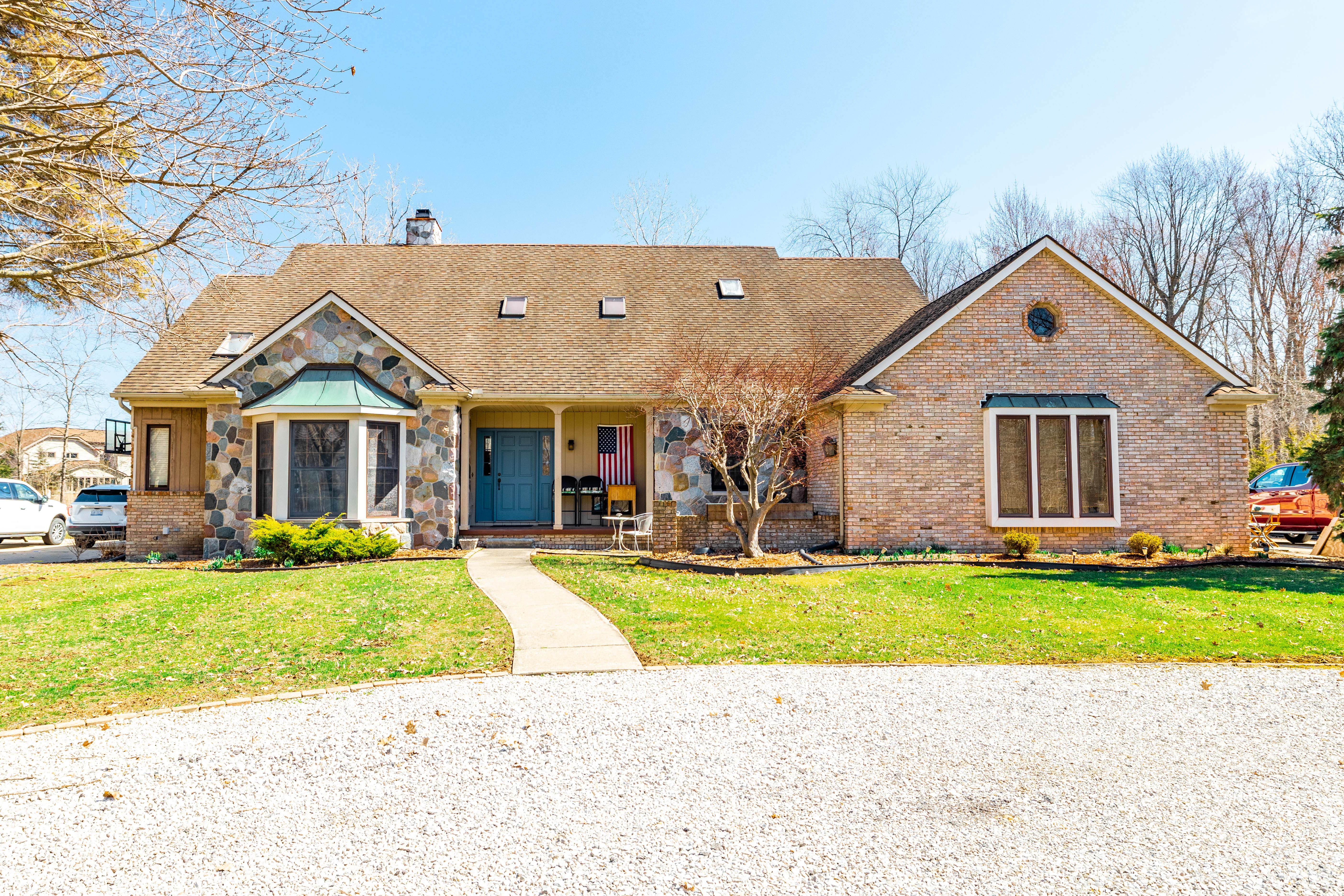 26077 Meridian, Grosse Ile